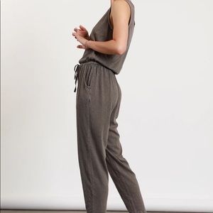 NWT Hello Nite! Gray Sleeveless V Neck Jumpsuit- Size L